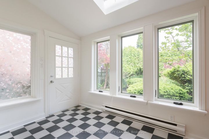 Photo 17 at 277 Crawford Street, Bellwoods, Toronto