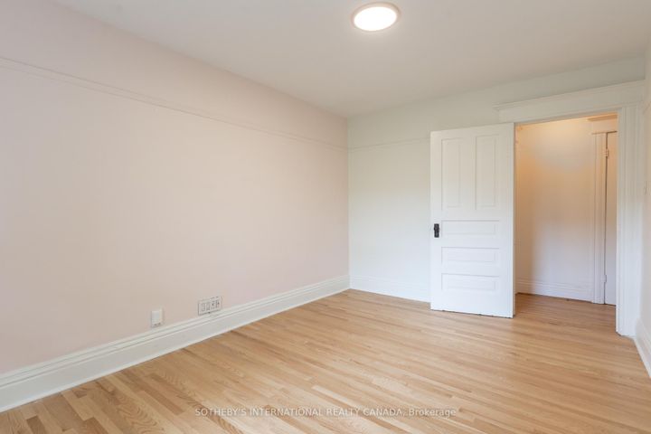 Photo 20 at 277 Crawford Street, Bellwoods, Toronto