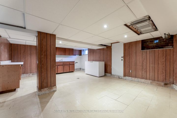 Photo 37 at 277 Crawford Street, Bellwoods, Toronto