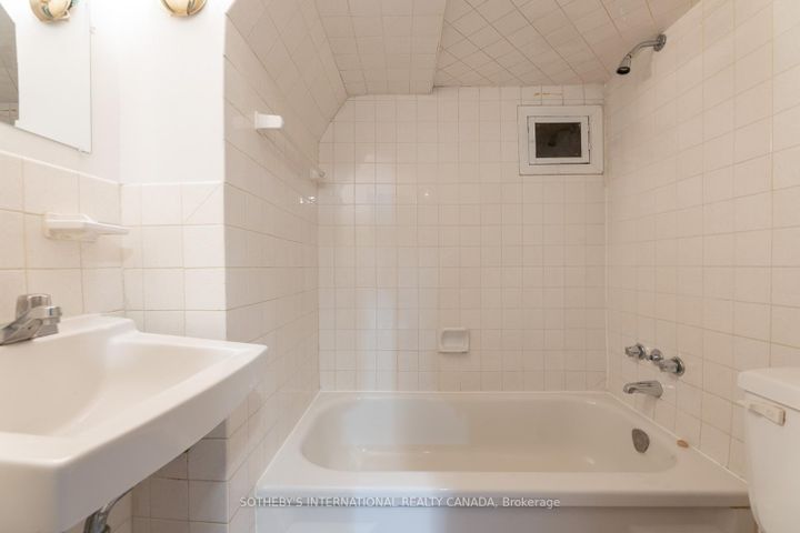 Photo 40 at 277 Crawford Street, Bellwoods, Toronto