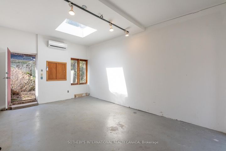 Photo 43 at 277 Crawford Street, Bellwoods, Toronto