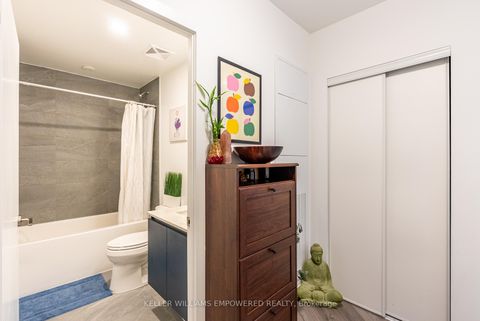 Photo 13 at 537 - 395 Dundas Street W, GO Glenorchy, Oakville
