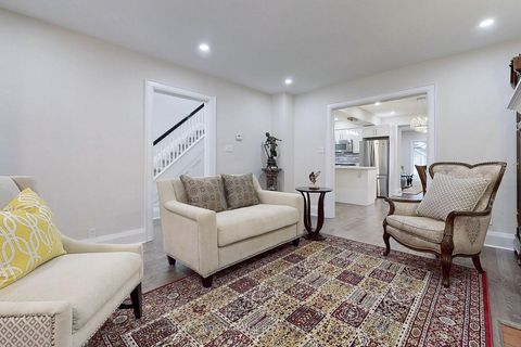 Photo 5 at 182 Duplex Avenue, Eglinton, Toronto