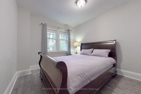 Photo 12 at 182 Duplex Avenue, Eglinton, Toronto