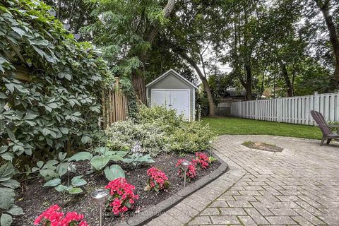 Photo 15 at 182 Duplex Avenue, Eglinton, Toronto