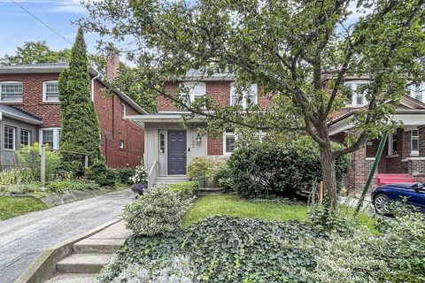 Photo 19 at 182 Duplex Avenue, Eglinton, Toronto