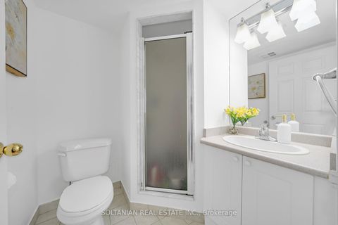Photo 9 at 1702 - 256 Doris Avenue, Willowdale East, Toronto