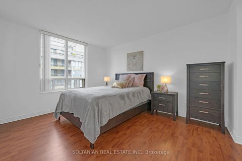 Photo 16 at 1702 - 256 Doris Avenue, Willowdale East, Toronto
