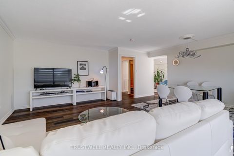Photo 5 at A39 - 300 Mill Road, Markland Wood, Toronto