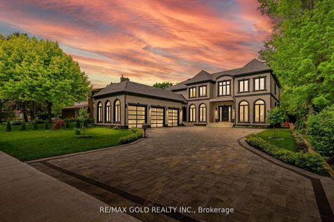 Photo 0 at 48 Sylvadene Parkway, East Woodbridge, Vaughan
