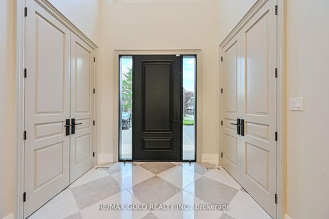 Photo 5 at 48 Sylvadene Parkway, East Woodbridge, Vaughan