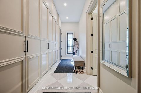 Photo 18 at 48 Sylvadene Parkway, East Woodbridge, Vaughan