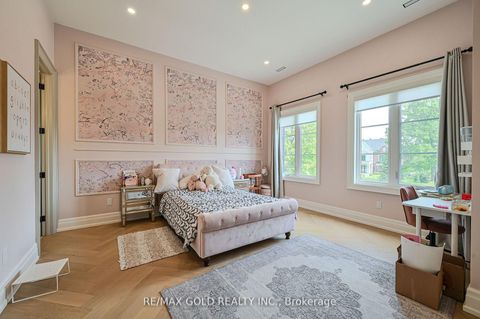Photo 22 at 48 Sylvadene Parkway, East Woodbridge, Vaughan