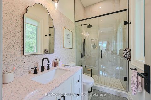 Photo 23 at 48 Sylvadene Parkway, East Woodbridge, Vaughan