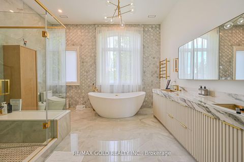 Photo 25 at 48 Sylvadene Parkway, East Woodbridge, Vaughan