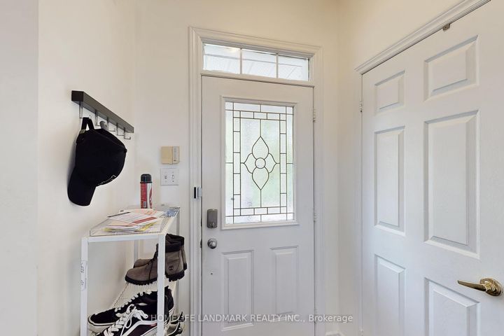 Photo 21 at 108 Sunway Square, Raymerville, Markham