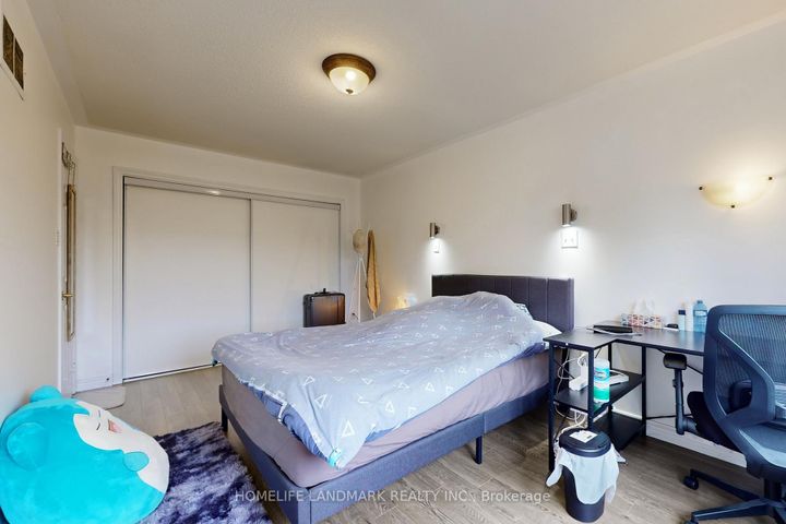 Photo 28 at 108 Sunway Square, Raymerville, Markham