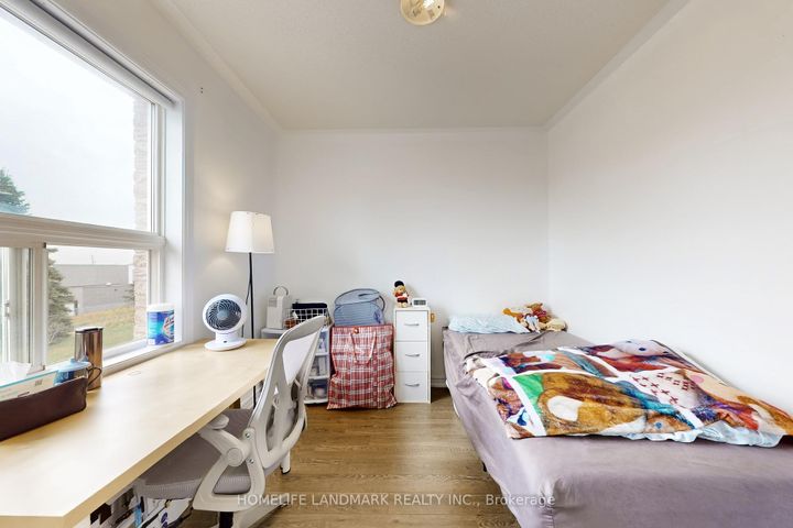 Photo 30 at 108 Sunway Square, Raymerville, Markham