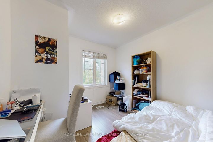 Photo 32 at 108 Sunway Square, Raymerville, Markham