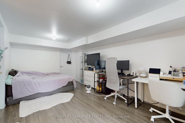 Photo 38 at 108 Sunway Square, Raymerville, Markham