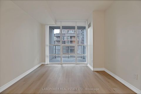 Photo 17 at 1810 - 761 Bay Street, Bay Street Corridor, Toronto