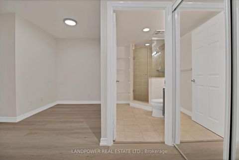 Photo 24 at 1810 - 761 Bay Street, Bay Street Corridor, Toronto