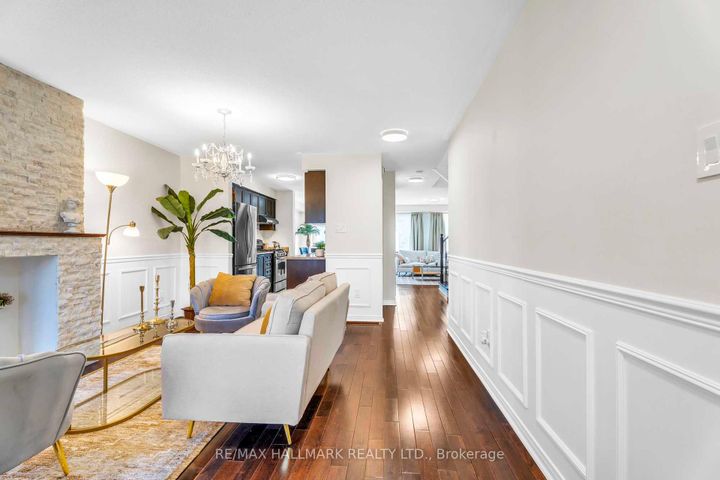 Photo 1 at 56 Westcliffe Crescent, Jefferson, Richmond Hill