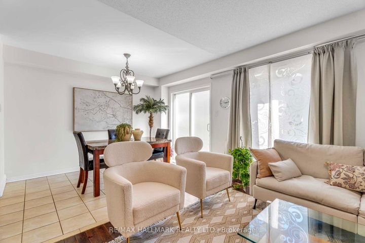 Photo 7 at 56 Westcliffe Crescent, Jefferson, Richmond Hill