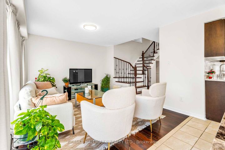 Photo 12 at 56 Westcliffe Crescent, Jefferson, Richmond Hill
