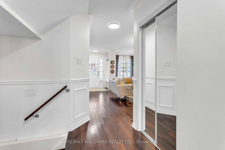 Photo 14 at 56 Westcliffe Crescent, Jefferson, Richmond Hill