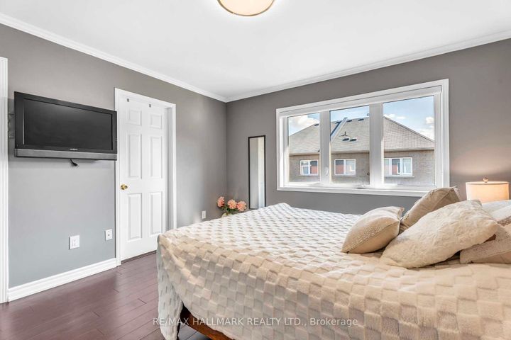 Photo 20 at 56 Westcliffe Crescent, Jefferson, Richmond Hill