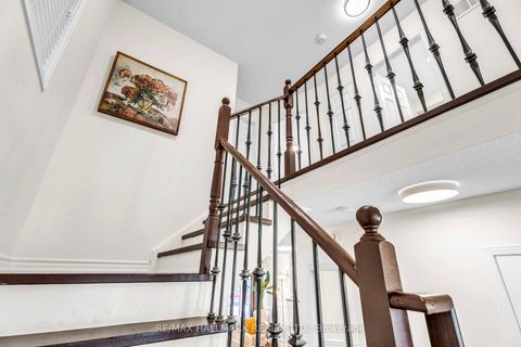 Photo 16 at 56 Westcliffe Crescent, Jefferson, Richmond Hill