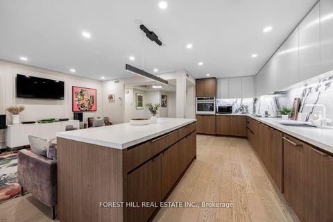 Photo 10 at 201 - 900 Yonge Street, Annex, Toronto
