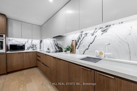 Photo 11 at 201 - 900 Yonge Street, Annex, Toronto