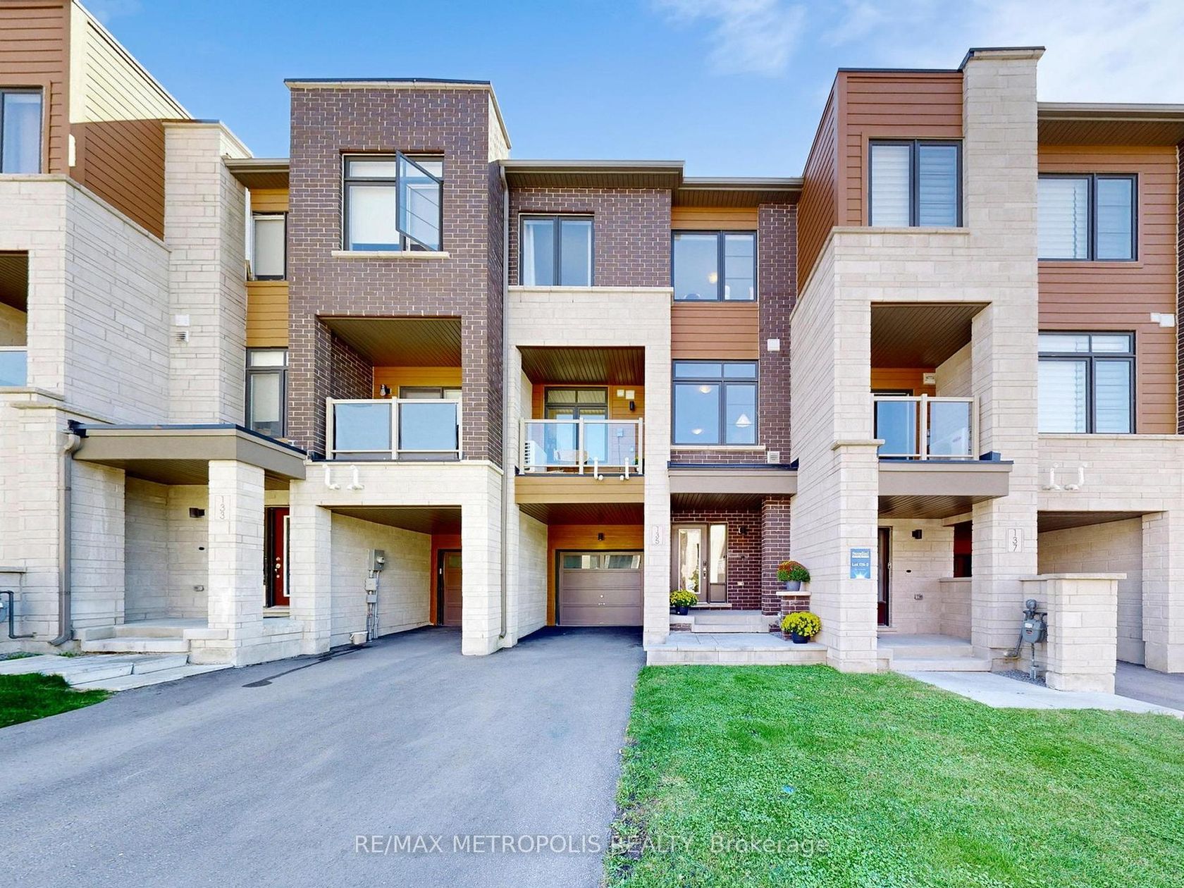 135 Bravo Lane, Woodland Hill, Newmarket photo 5