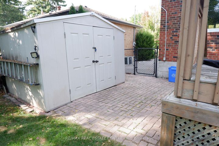 Photo 3 at 12 Shelley Street, Georgetown, Halton Hills