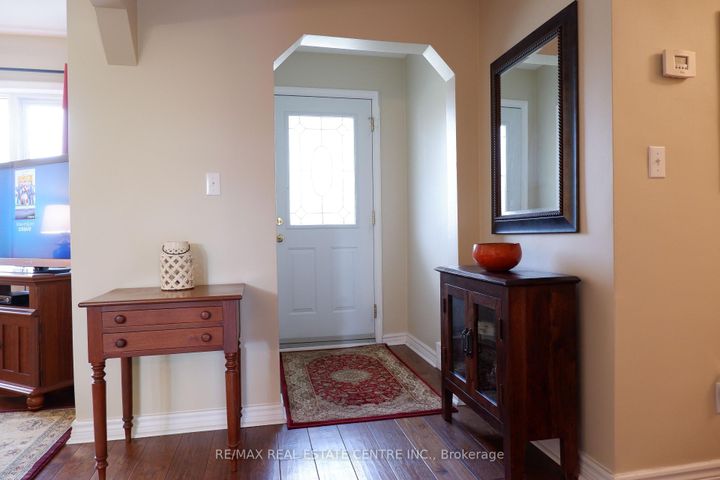Photo 7 at 12 Shelley Street, Georgetown, Halton Hills