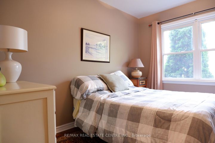 Photo 15 at 12 Shelley Street, Georgetown, Halton Hills