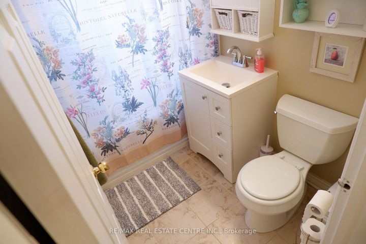 Photo 17 at 12 Shelley Street, Georgetown, Halton Hills