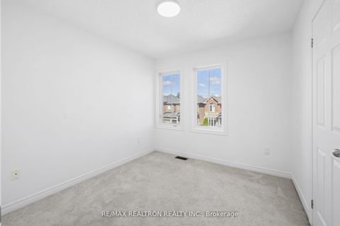 Photo 25 at 23 Pavlova Crescent, Oak Ridges, Richmond Hill