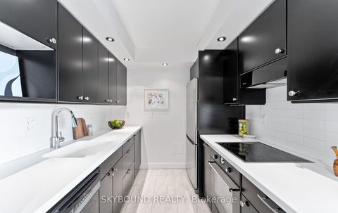 Photo 7 at 414 - 60 Southport Street, Swansea, Toronto