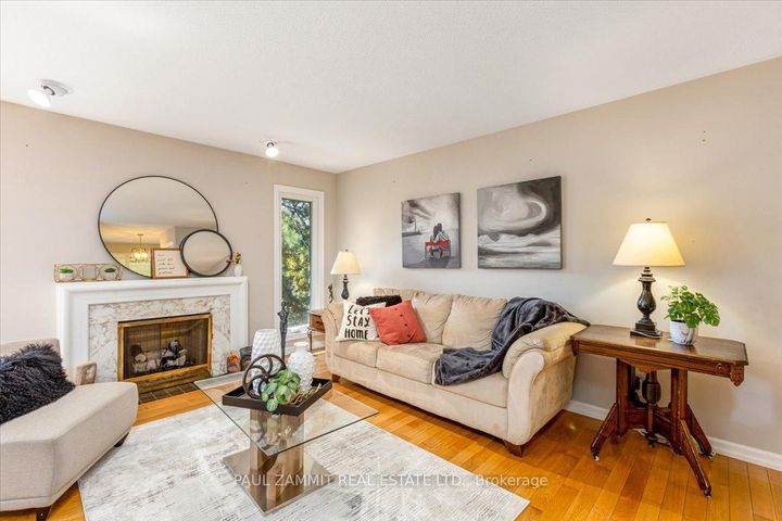 Photo 8 at 103 Quail Valley Crescent, German Mills, Markham