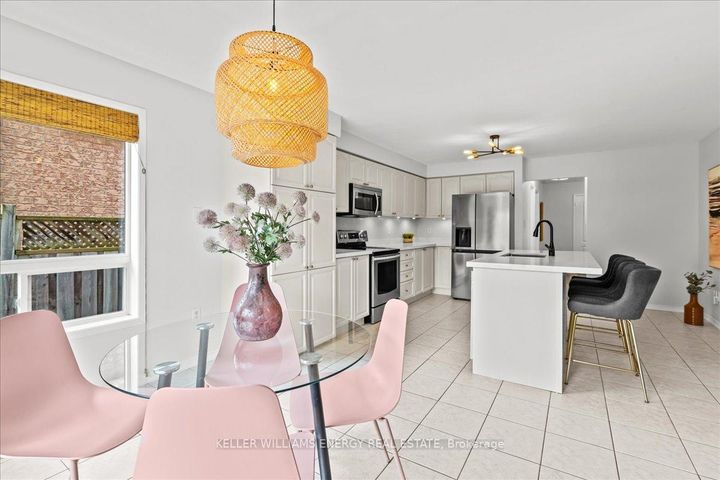 Photo 8 at 1619 Coldstream Drive, Taunton, Oshawa