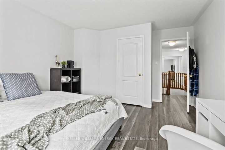 Photo 15 at 1619 Coldstream Drive, Taunton, Oshawa