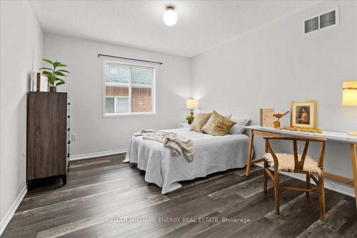 Photo 23 at 1619 Coldstream Drive, Taunton, Oshawa