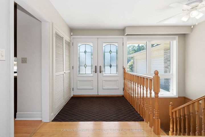 Photo 3 at 30 Hi Mount Drive, Bayview Village, Toronto