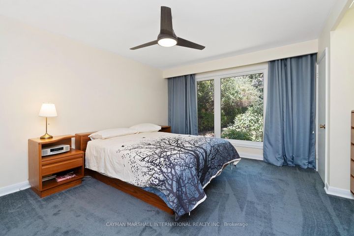 Photo 9 at 30 Hi Mount Drive, Bayview Village, Toronto