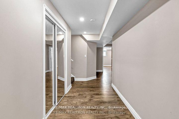 Photo 26 at 460 Gulfstream Avenue, Windfields, Oshawa