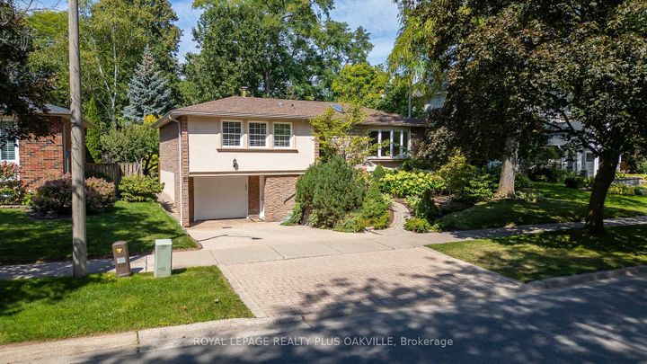 Photo 2 at 2159 Hixon Street, BR Bronte, Oakville
