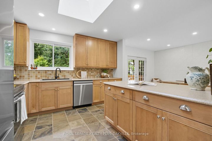 Photo 14 at 2159 Hixon Street, BR Bronte, Oakville